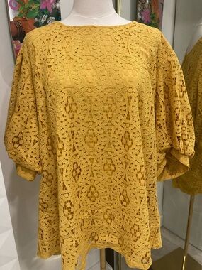 Solitaire Mustard Yellow Crochet Lace Puff-Sleeve Blouse